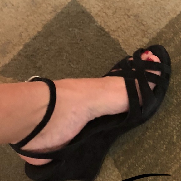 Ugg Australia Wedges - Picture 6 of 7